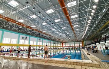 La piscina cubierta durante la competición.