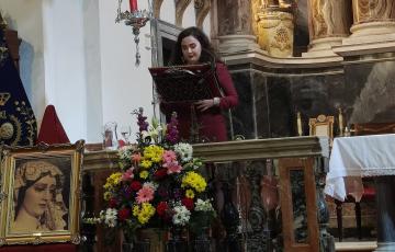 La pregonera estuvo arropada por numeroso público