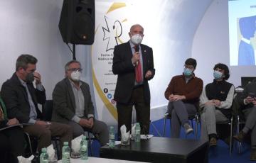 Debate sobre la pandemia organizado en el ECCO