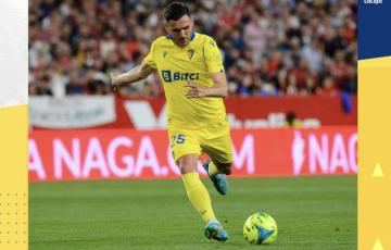 Lucas Pérez rescató un punto valioso en la lucha por la permanencia 