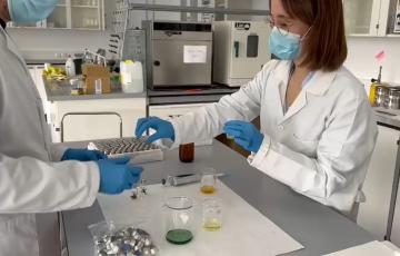 Los investigadores de la UCA crean un novedoso sistema de control de la calidad de la gasolina