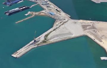 Imagen aérea del antiguo muelle 5 donde Dragados ha solicitado poder instalarse