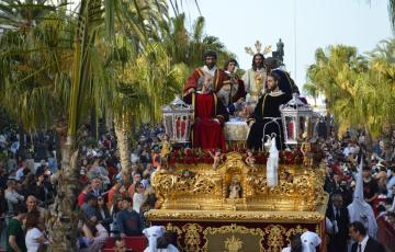 El Milagro vuelve a procesionar en Santo Domingo.