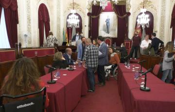 La oposición achaca a mala gestión y falta de participación la ausencia de carpa para el Carnaval