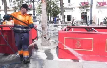 La Mesa de Contratación aprueba el informe que desclasifica a Cointer y que convertiría a Acciona en adjudicataria del contrato de limpieza.