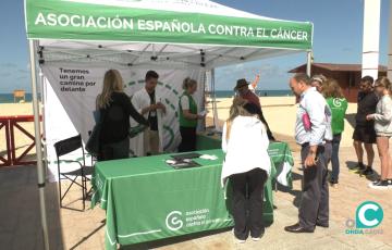 La campaña se ha llevado a cabo a través de una carpa situada en el modulo central de la playa Victoria