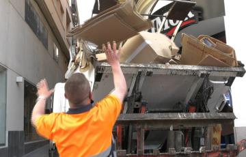 Acciona renuncia al contrato de limpieza viaria y recogida de residuos