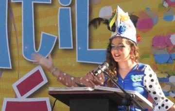 La pregonera infantil también abre el Carnaval para los niños y niñas de la ciudad.
