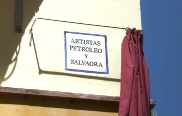 El rótulo de la antigua calle San Nicolás, con su nuevo nombre