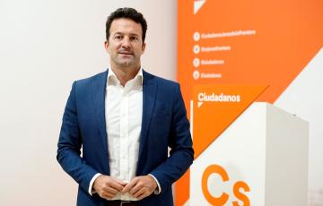 El candidato número dos y coordinador provincial de Ciudadanos por Cádiz, Carlos Pérez