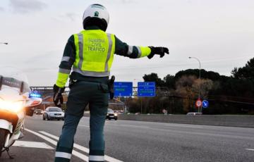 En el choque se han visto implicados un turismo y un autobús