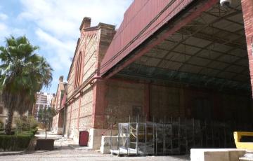 Naves de los antiguos depósitos, objeto de la rehabilitación