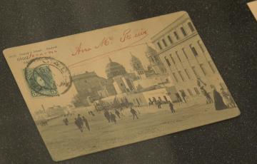 La historia de la Catedral de Cádiz a través de los documentos que atestiguan detalles de su construcción y sus 300 años de vida 