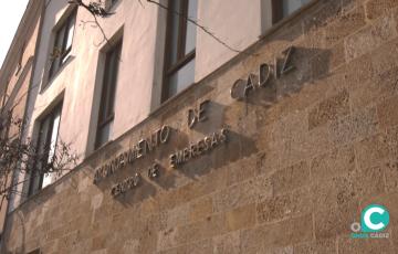 La fachada del IFEF en la Cuesta de las Calesas