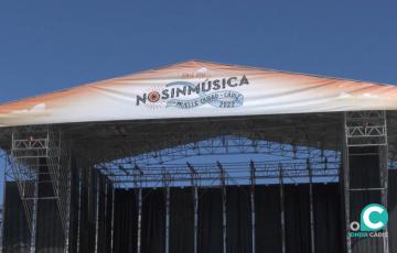 El escenario colocado en el Muelle Ciudad de la capital