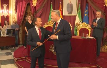 Juan Carlos Ruiz Boix toma posesión del cargo como presidente de Diputación 