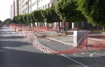 Las obras del nuevo tramo de carril bici de la calle América finalizarán este mes