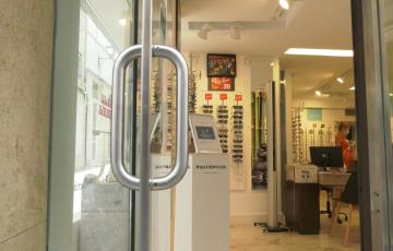 Los comerciantes andaluces piden flexibilidad, tiempo y ayudas para la aplicación de las medidas de ahorro energético