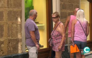 La denominación puede realizarse de oficio por la Junta