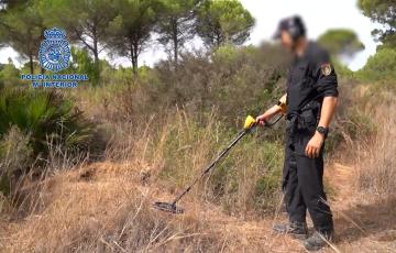 Detenidos tres miembros de una red internacional especializada en el robo de joyas en domicilios