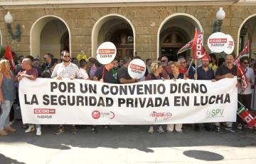La seguridad privada pide apoyo al Ayuntamiento con sus reivindicaciones laborales