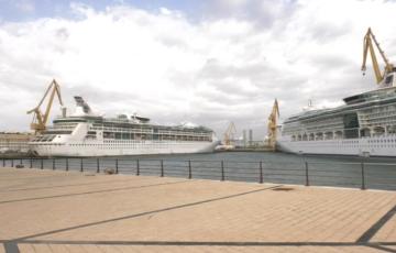 Navantia prevé cerrar el año con mas de sesenta reparaciones en las factorías de la Bahía.