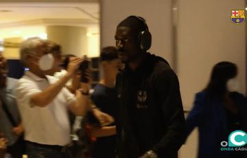 El conjunto blaugrana generó una gran expectación a su llegada a la capital gaditana en la noche de este viernes