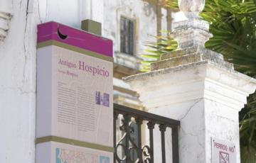 El edificio de Valcárcel se encuentra situado en la avenida Duque de Nájera