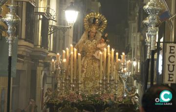 La Virgen del Rosario 