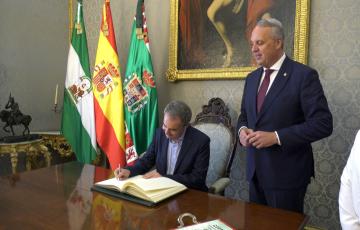 El ex presidente del Gobierno, José Luis Rodríguez Zapatero, junto a Juan Carlos Ruiz Boix