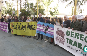 Más de un centenar de asociaciones se han sumado a la concentración