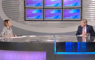 Antonio de María en el plató de Ángulo Abierto