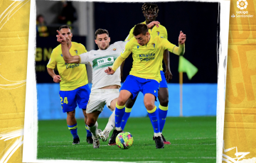 El Cádiz pierde la opción de salir del descenso