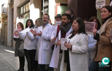 En la jornada de este miércoles se han concentrado en el Centro de Salud Mentidero