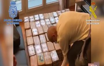 Desarticulada una organización criminal internacional dedicada al envío de cocaína a Europa mediante veleros