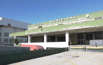 Lucrecia Valverde (Ciudadanos): "La lonja necesita una importante reforma".