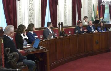 La oposición critica la ausencia del alumbrado especial de Carnaval