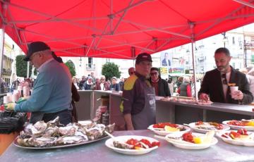 Gambas y ostiones como antesala del Carnaval.