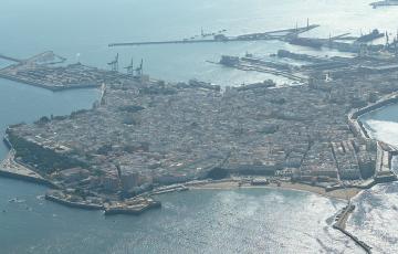 El éxodo gaditano se reparte entre Cataluña y Madrid.