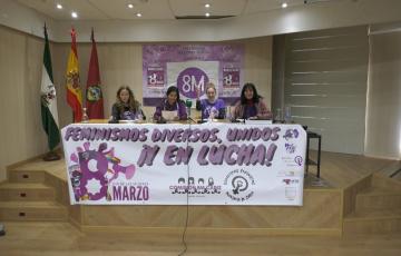Integrantes de la Comisión 8M presentan las actividades