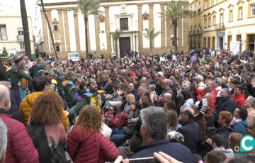 Imagen de la plaza de la catedral durante este domingo