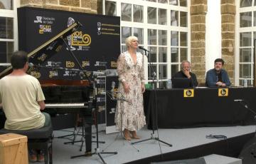 Pasión Vega interpreta "Se equivocó la paloma"