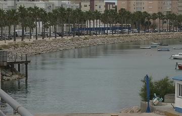 El Ayuntamiento espera el visto bueno de Costas y Puertos de Andalucía para la pasarela de Puntales 