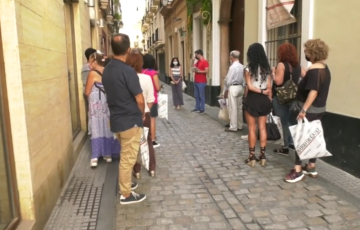 El Colegio de Periodistas y el Ayuntamiento recuperan las rutas de la prensa para el Congreso de la Lengua.