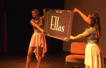 Eurovisión transforma al clásico de Shakespeare en Julieta y Julieta.