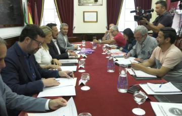 Reunión de representantes sindicales del sector de la industria con la Ministra de Trabajo 
