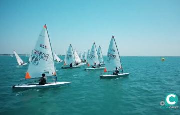 La previsión de viento de Poniente de 10 nudos de intensidad media