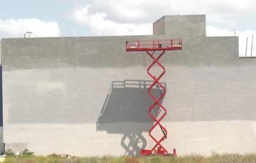 Arranque de los trabajos de instalación del mural en el edificio Ma'arifa 