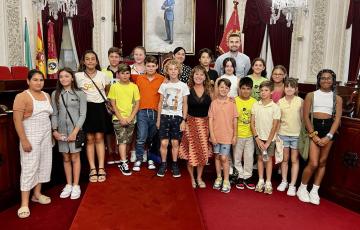 Menores participantes en el pleno infantil 