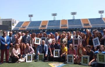 La Fundación del equipo amarillo está implicado en radicar el acoso escolar en las aulas